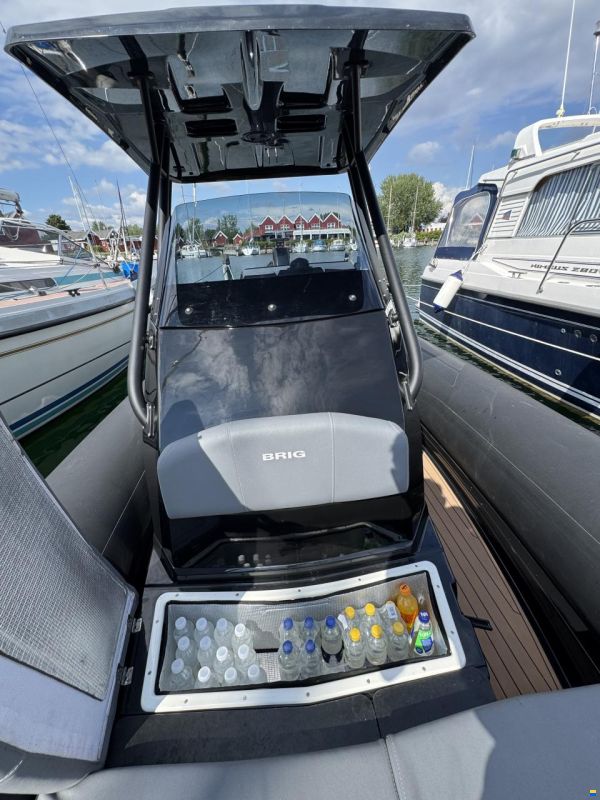 Brig Eagle 8
