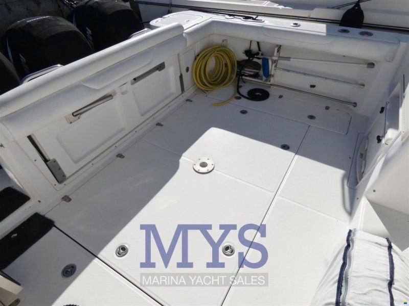 Boston Whaler 345 CONQUEST