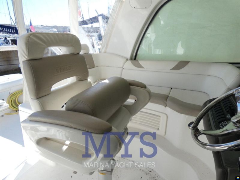 Boston Whaler 345 CONQUEST