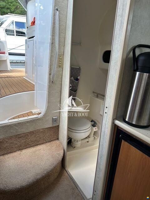 Bayliner 3055
