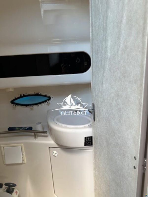 Bayliner 3055