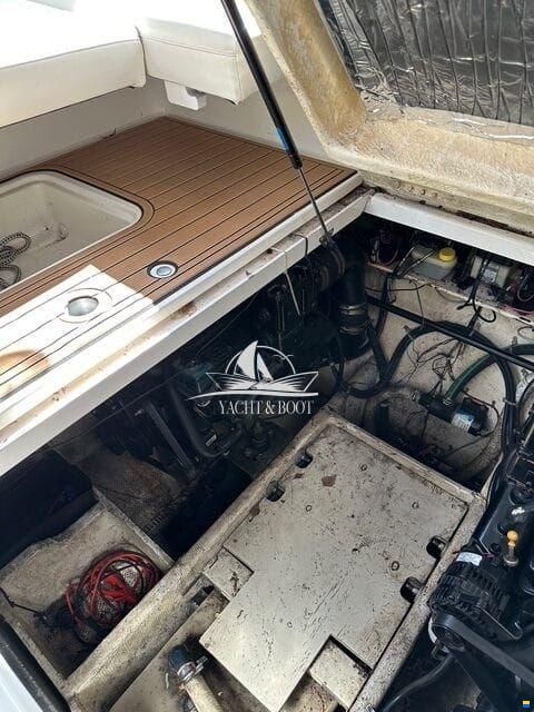 Bayliner 3055