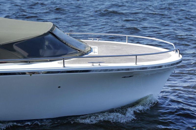 Riviera 24