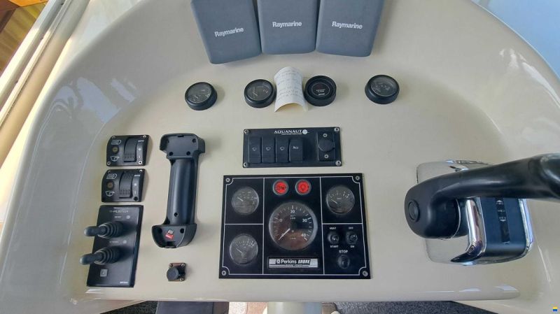 Aquanaut Privilege 1250 AK