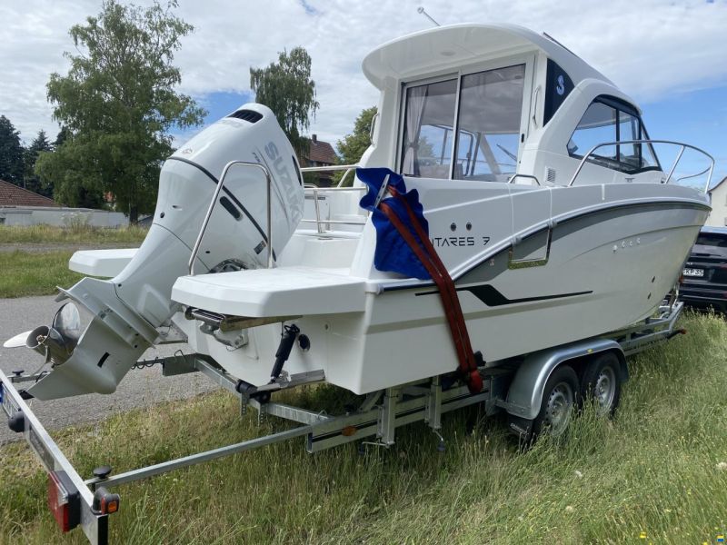 Beneteau Antares 7 V2