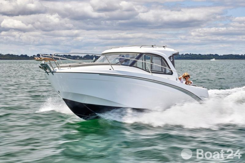 Beneteau Antares 7 V2