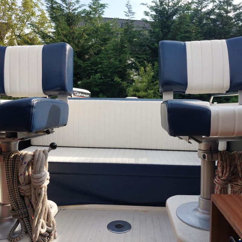 Sealine Conti 18 Cabin
