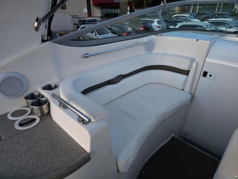 Rinker 260 EC