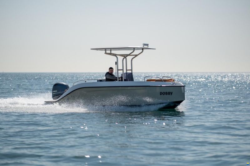 Bey Yacht B18