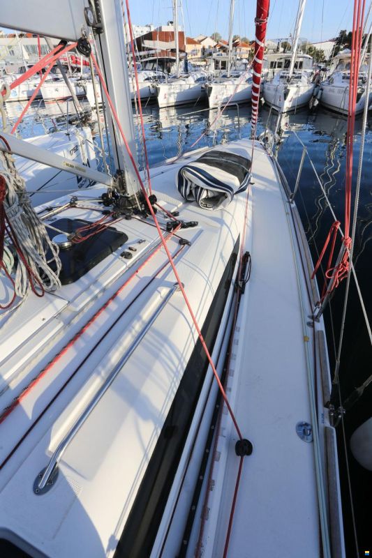 Elan 350