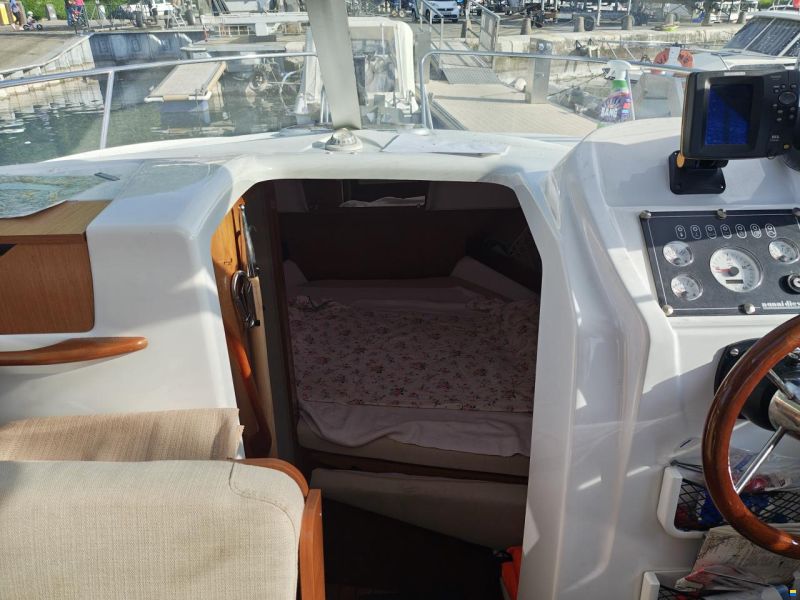 Beneteau ANTARES 8