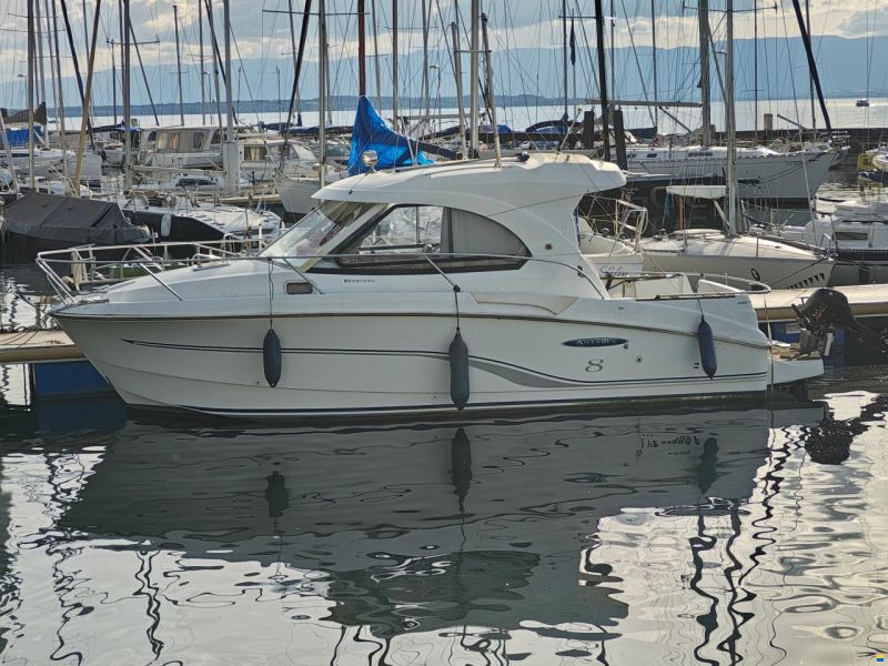 Beneteau ANTARES 8