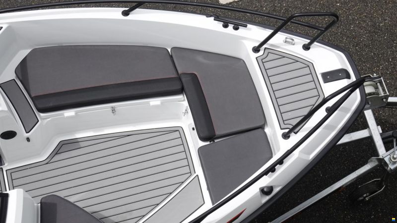 Yamarin Cross 57 BR Vmax Edition