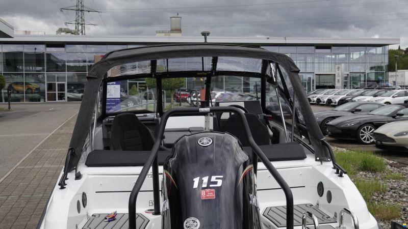 Yamarin Cross 57 BR Vmax Edition