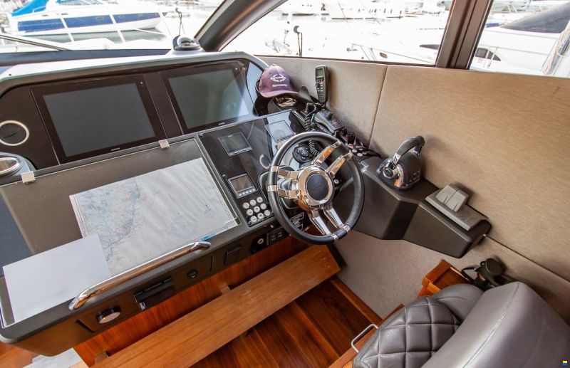 Sunseeker Predator 57