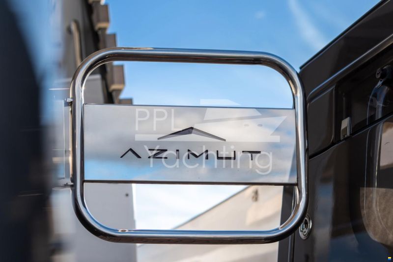 Azimut Magellano 66