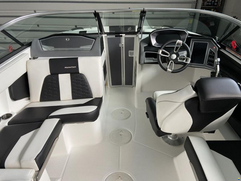 Mastercraft X24