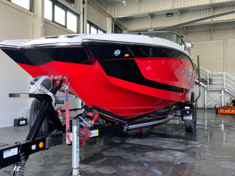 Mastercraft X24