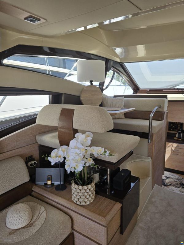 Azimut 47