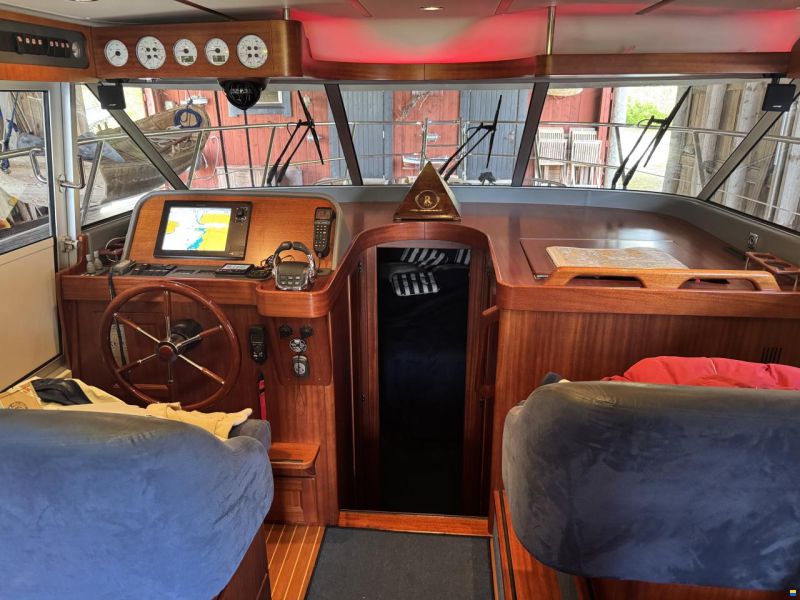 Storebro 435 Commander