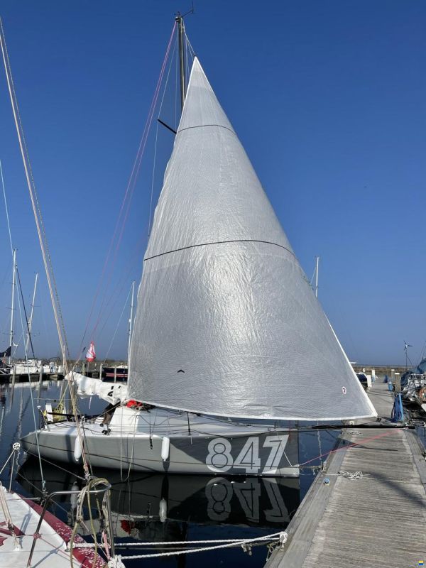 Dudley Dix Mini 650