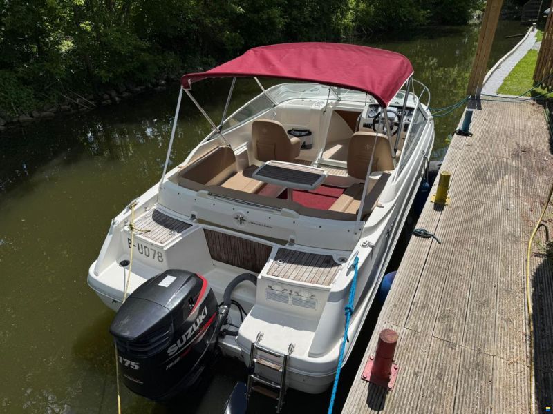 Jeanneau Cap Camarat 6.5 DC