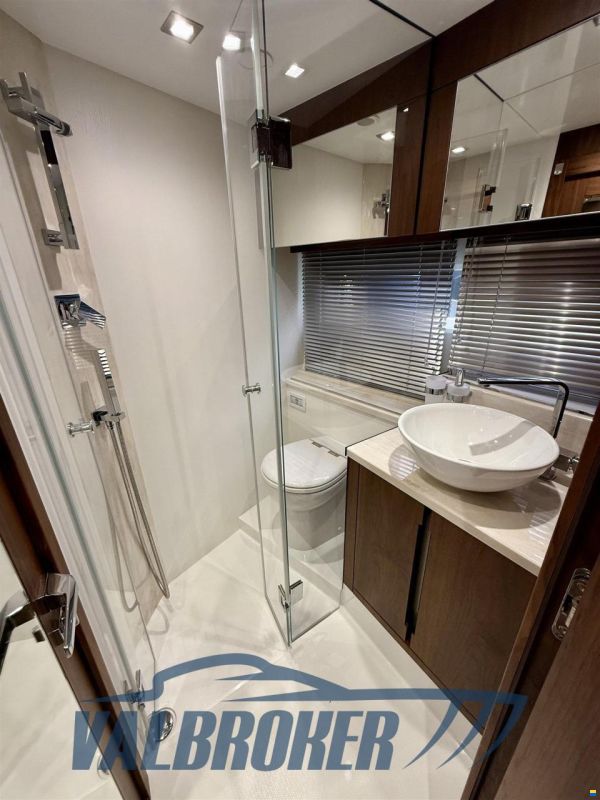 Galeon 460 fly