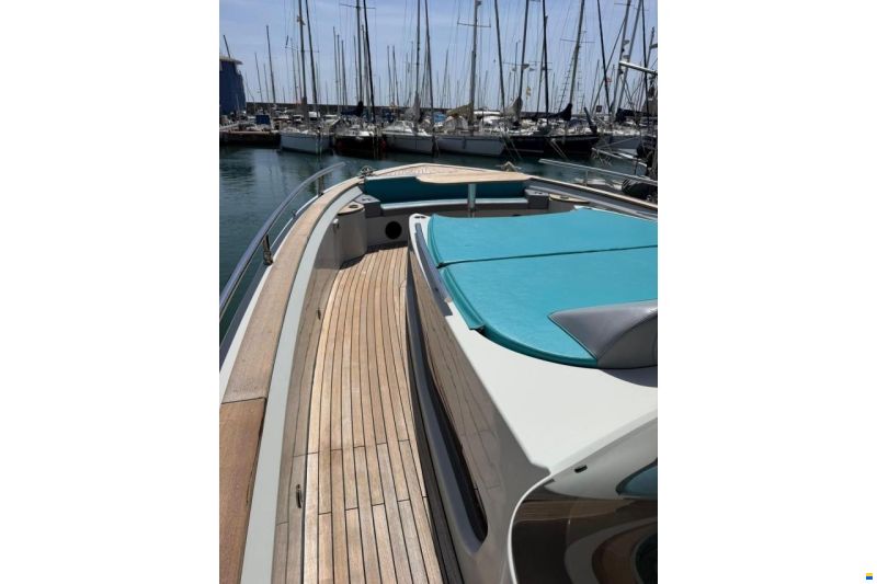 Allure 38
