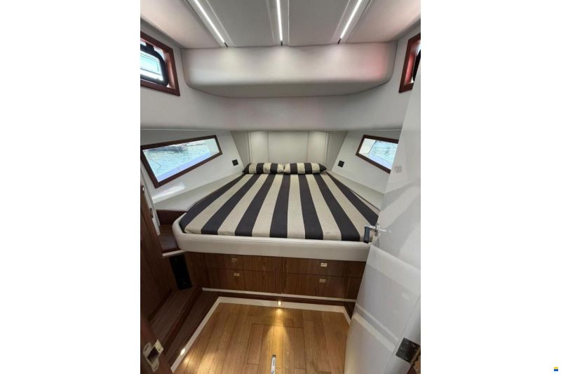 Allure 38