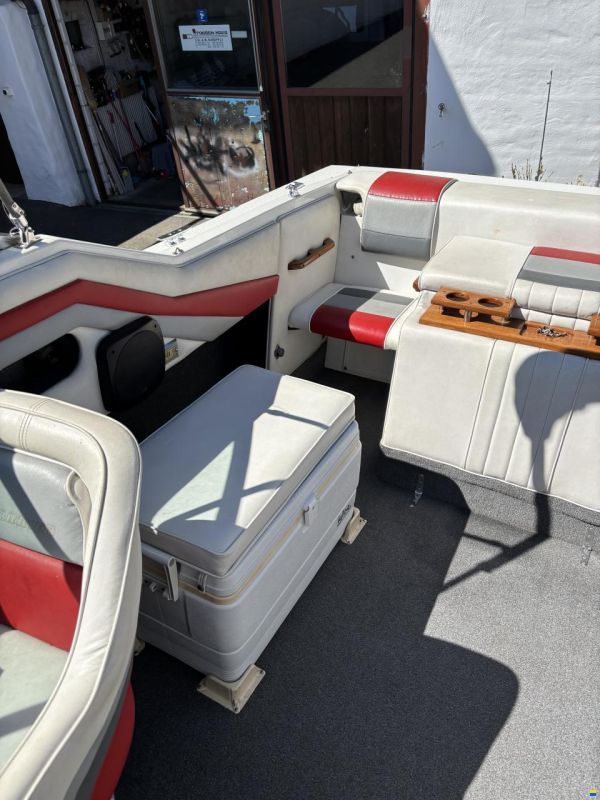 Motorboot