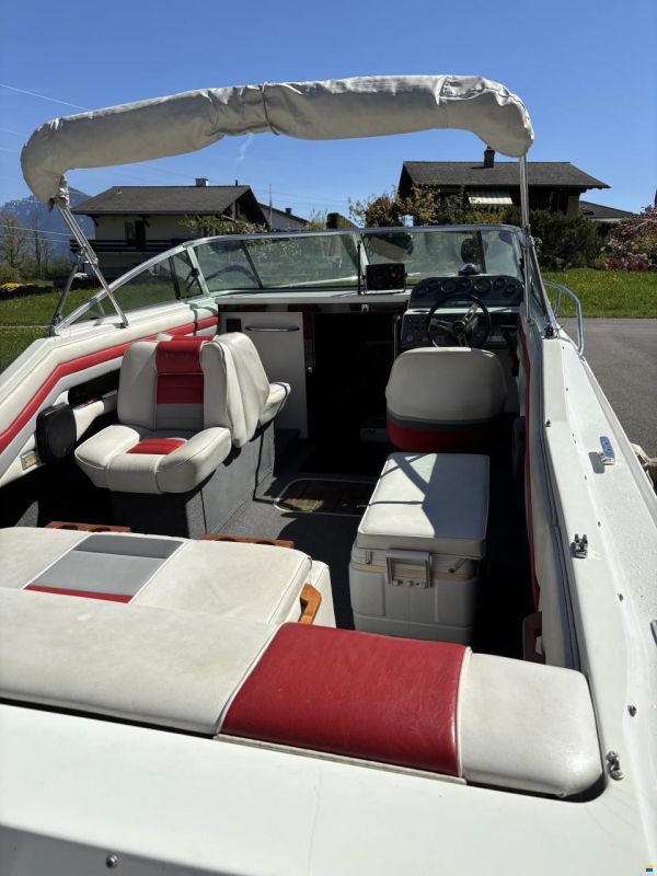 Motorboot