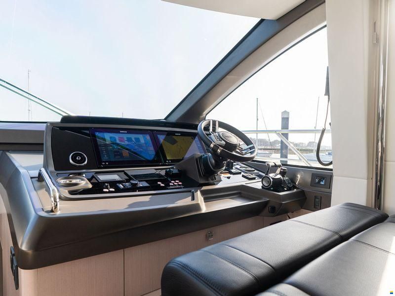 Sunseeker Manhattan 68 MKII