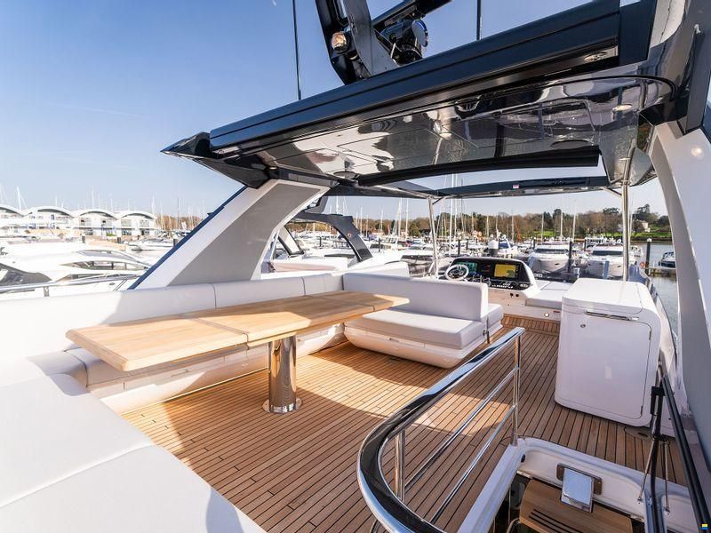 Sunseeker Manhattan 68 MKII