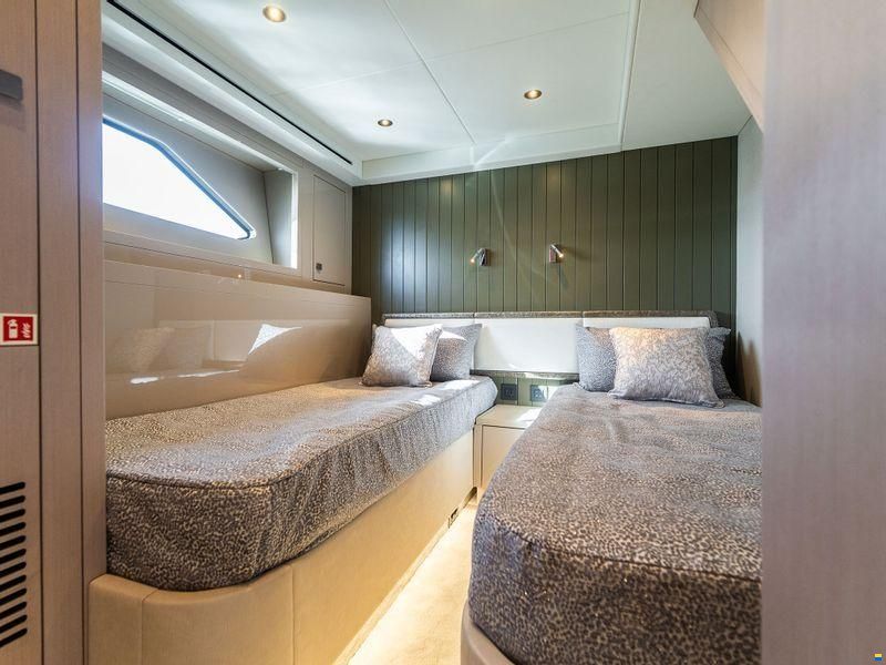 Sunseeker Manhattan 68 MKII