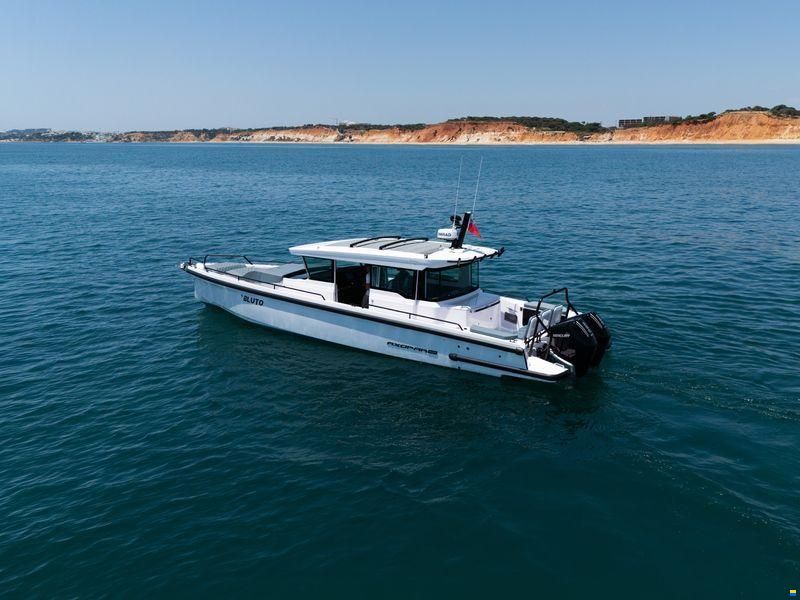Axopar 37XC Cross Cabin