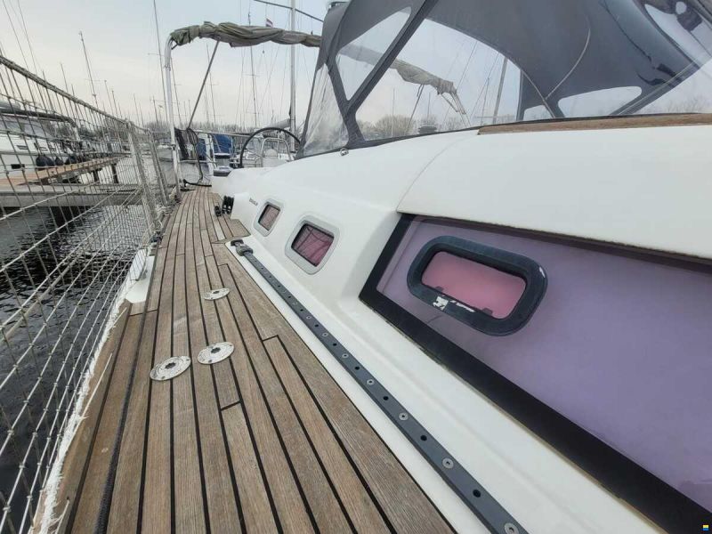 Beneteau Oceanis 54