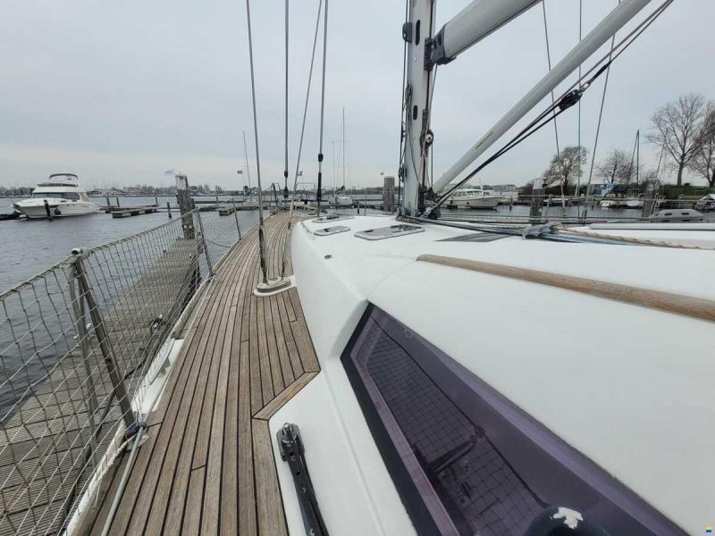 Beneteau Oceanis 54