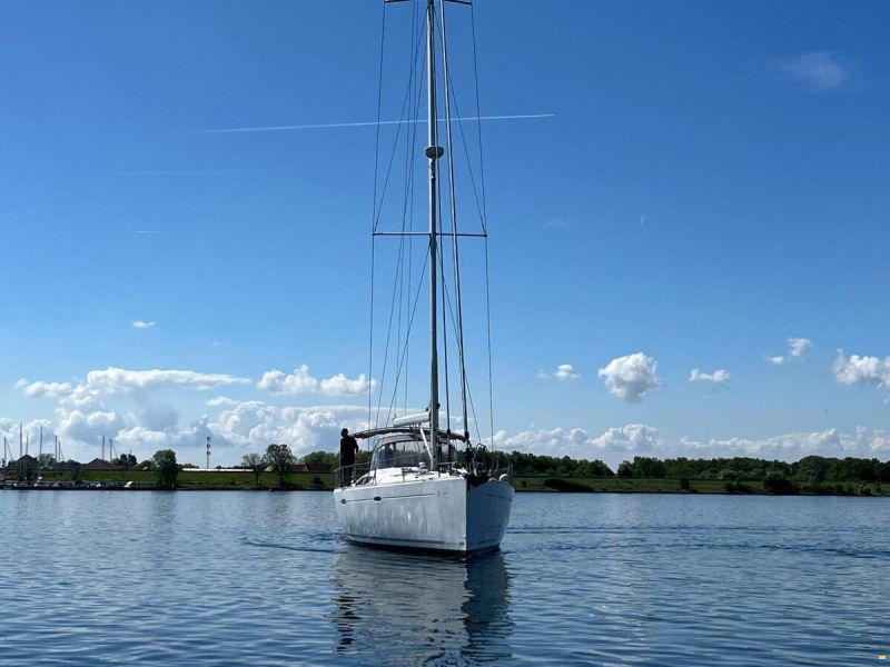 Beneteau Oceanis 54