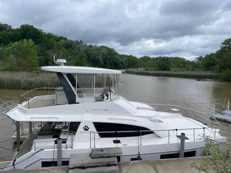 Leopard 43 Powercat