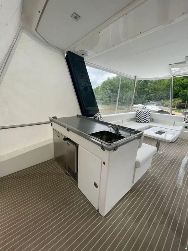 Leopard 43 Powercat