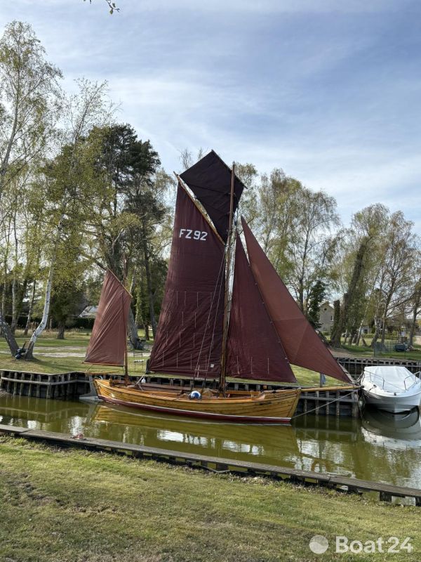 FZ92 Zeesboot