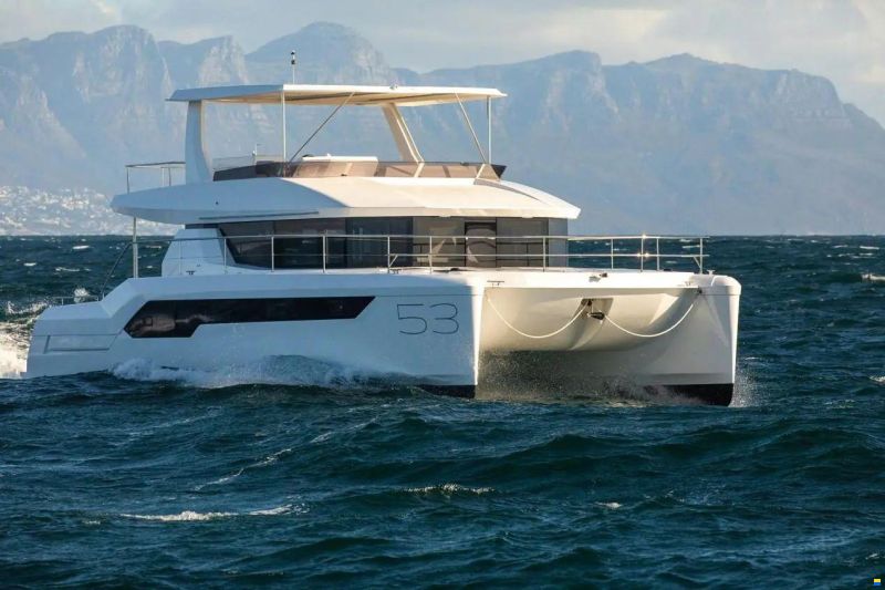 Leopard 53 Powercat
