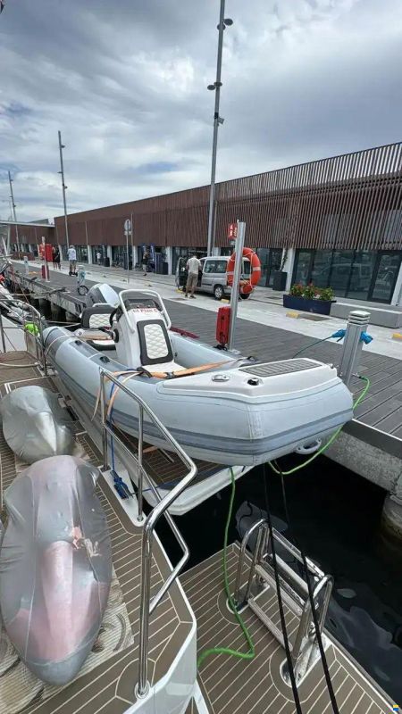 Leopard 53 Powercat