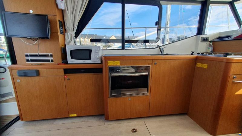 Beneteau Trawler 30
