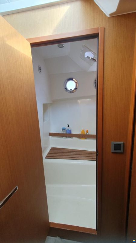 Beneteau Trawler 30