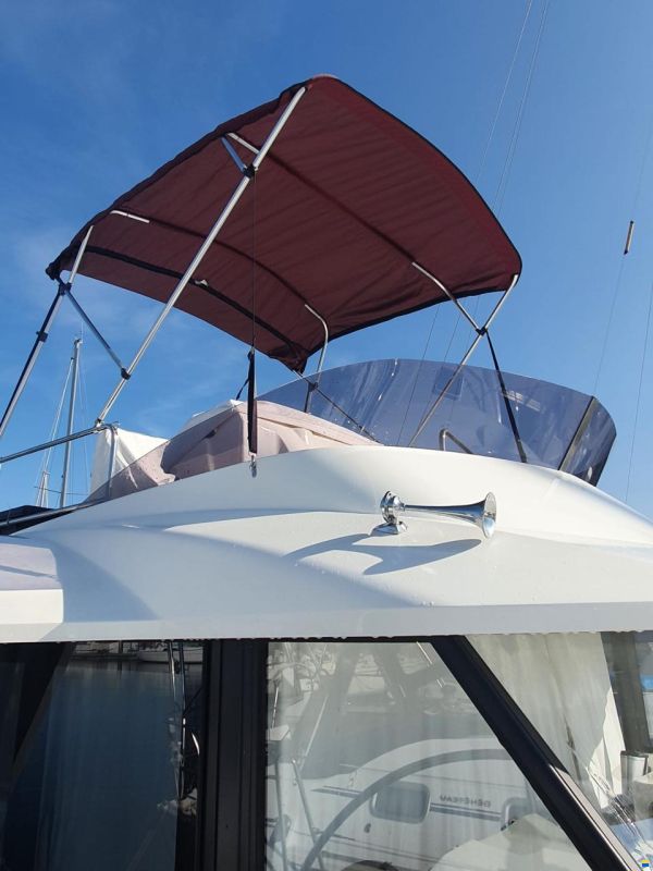 Beneteau Trawler 30
