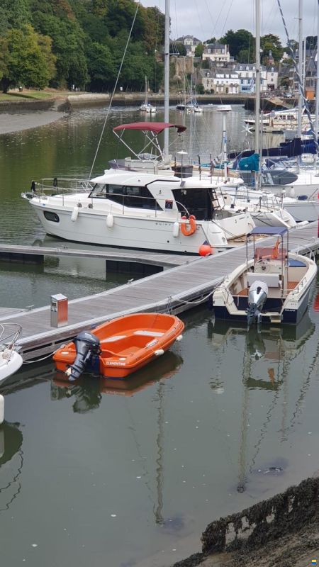 Beneteau Trawler 30