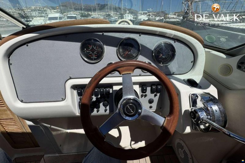 Chris Craft Corsair 28