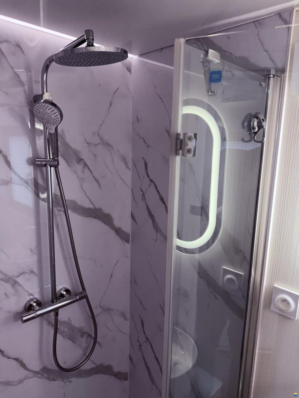 Aqua-House International Harmonia 400E