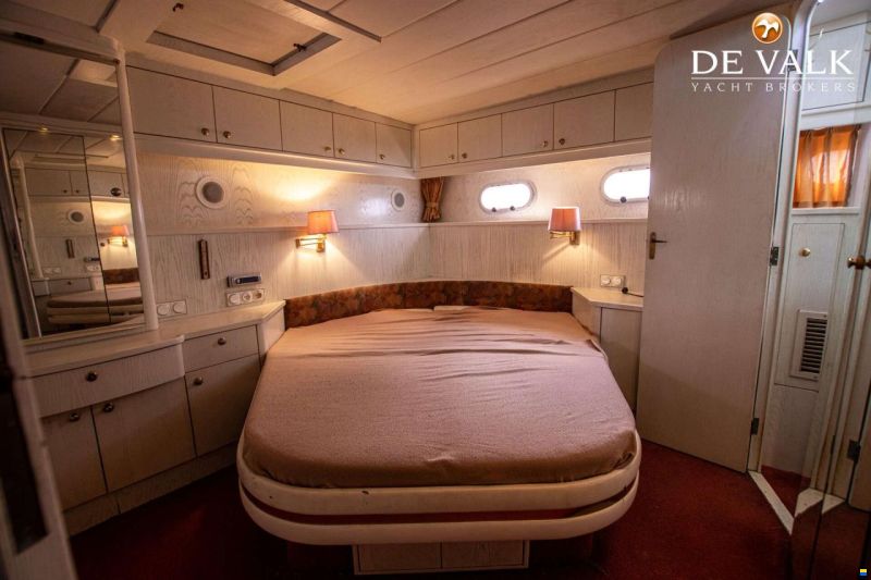 Neptunus 145 Flybridge